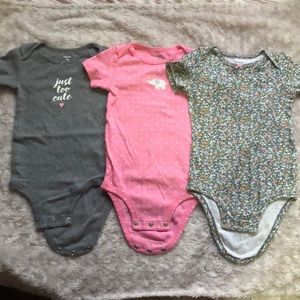 Baby Girl Multicolored Onesies! 3 Pack !!